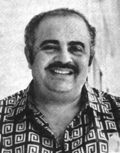 Adnan
Kassogi en tenue europenne